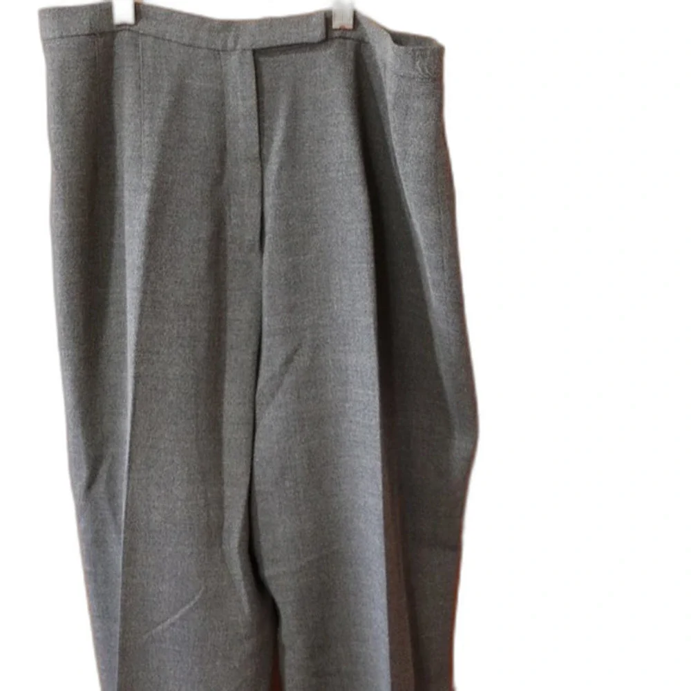 Vintage Tahari Gray Green Matching Long Line Blazer & Pants Suit Set 12